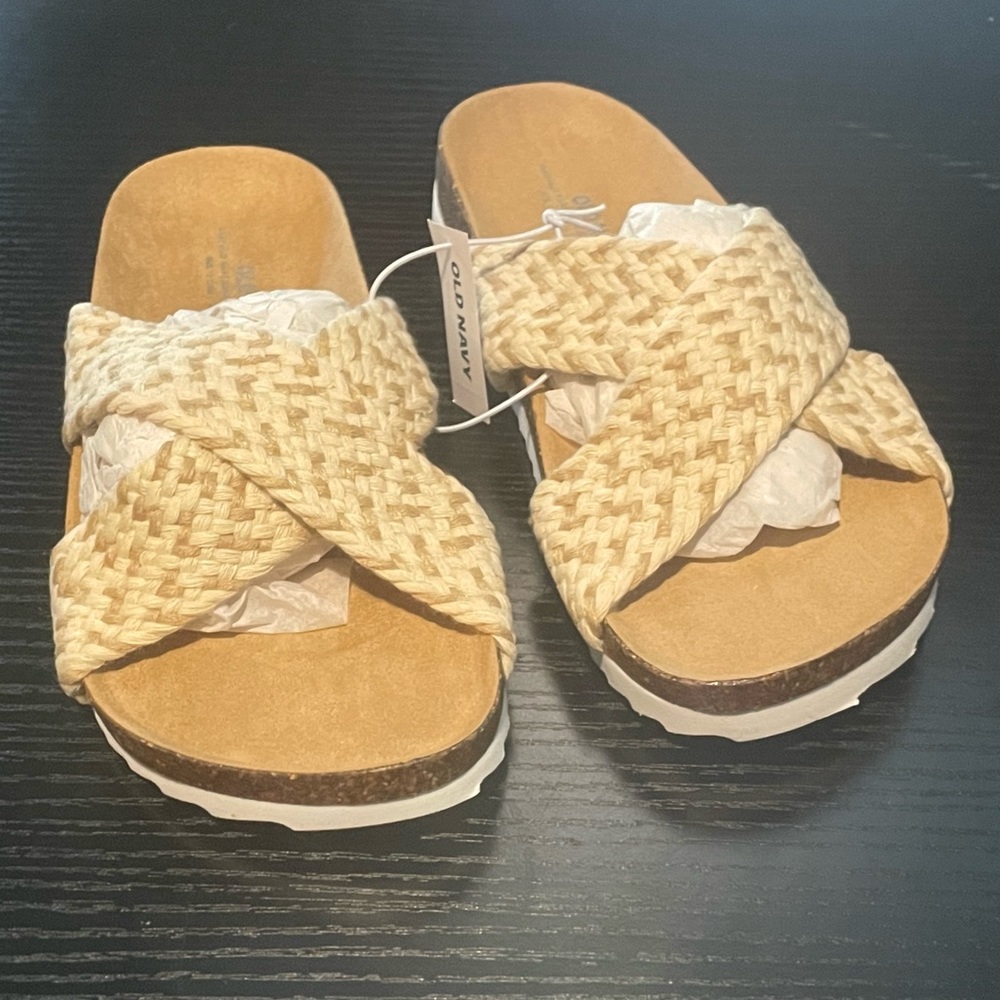🆕 RESERVED FB Old Navy Girls Woven-Textured Criss-Cross Slide Sandals 1Y - Picture 6 of 12